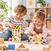 Thumbnail for TinyTech – Busy Board af træ med lys og kontakter – pædagogisk legetøj