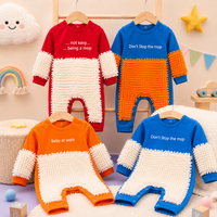 Thumbnail for TinyCleaner – Blødt og praktisk – baby-jumpsuit til at kravle og lege i