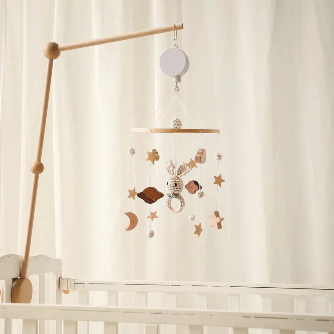 LittleNest – Naturlig ro – Babymobil i træ