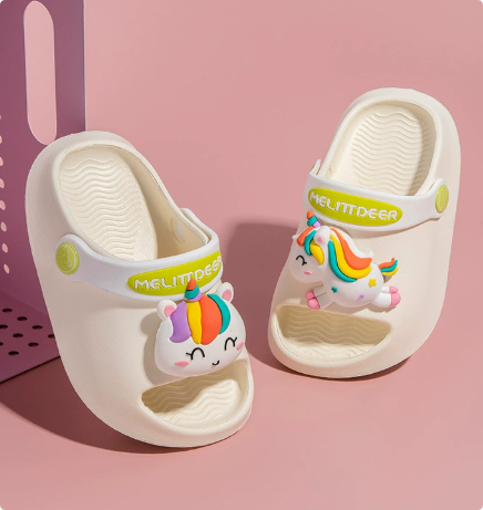 Mini Fashion – Munter og tryg – Polka strandtøfler