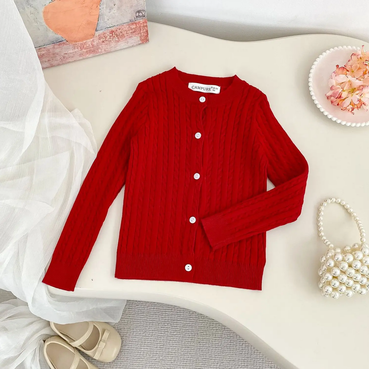 CozyBelle – Elegant og varm – strikket vest med knapper