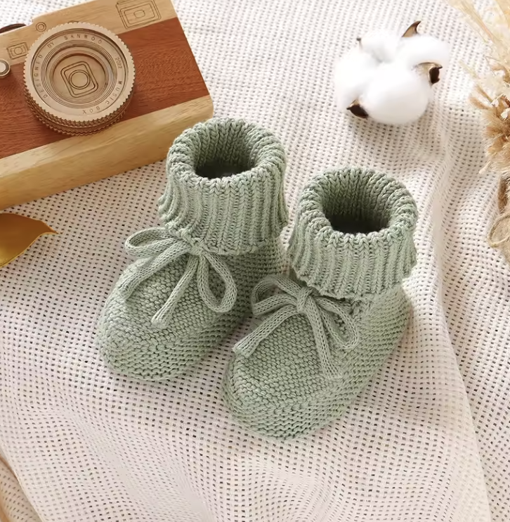 SnuggleSteps – Varme og bløde – strikkede babysko