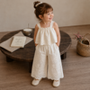 TinyLuxe – Zomerset med blonder-top og bukser med brede ben