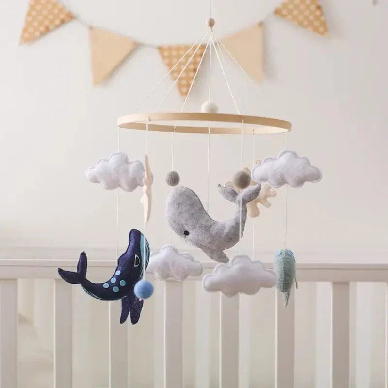LittleNest – Naturlig ro – Babymobil i træ