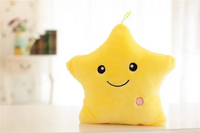 Thumbnail for Glow Star Pillow™ – Stjernesjov i sengen - lysende nusseklud