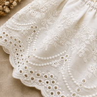 Thumbnail for TinyLuxe – Zomerset med blonder-top og bukser med brede ben