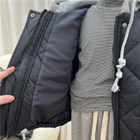 Thumbnail for CozyShield – Varm og cool – Vatteret hættetrøje