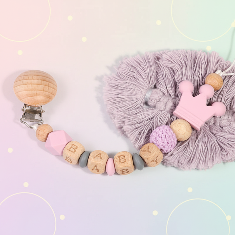 Personalized Pacifier Chain – Sikker & stilfuld – Personlig sutterkæde