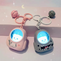 Thumbnail for Glowing Astronaut Charm – Sød & lysende – Astronaut-taskehænger
