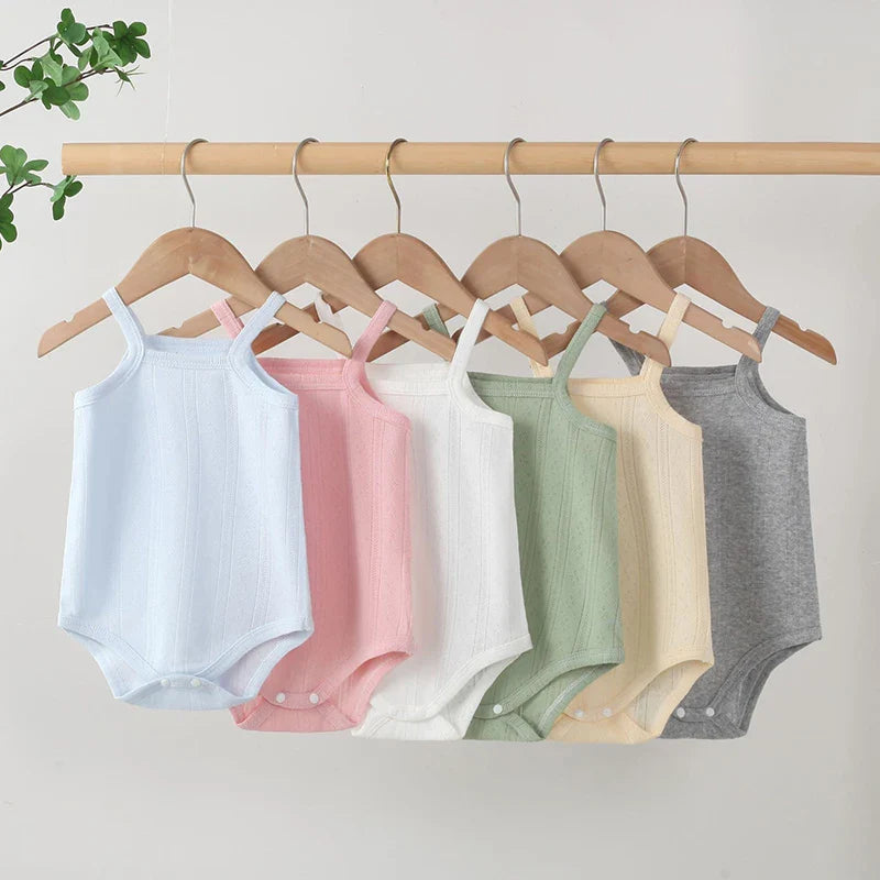 Summer Bodysuit – Let og behagelig – strikket babybody