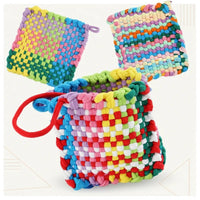 Thumbnail for ColorLoop – Enkel og legende – DIY vævesæt til børn