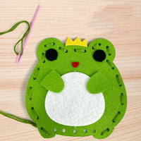 Thumbnail for HappyStitches – Kreativt & lærerigt – Sy-legesæt