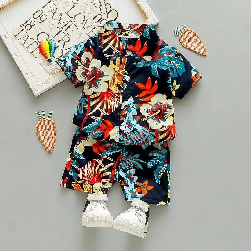 Mini Fashion™ - Frisk og munter - Blomstret drengesæt