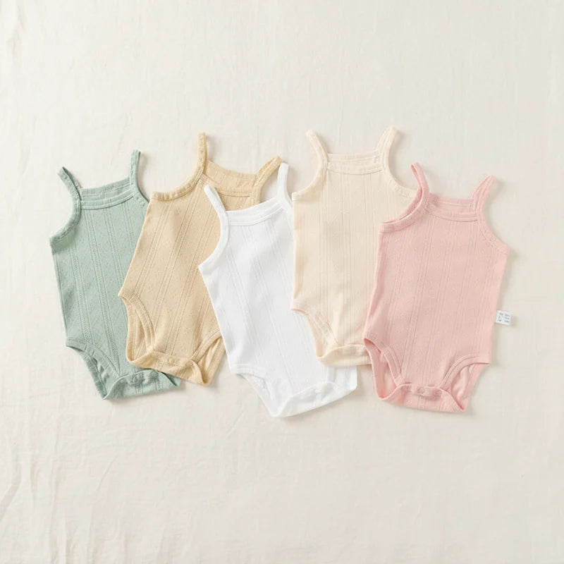Summer Bodysuit – Let og behagelig – strikket babybody