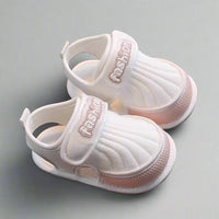 Thumbnail for TinySteps – Åndbar og let – sommersandaler til babyer med skridsikker sål