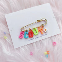 Thumbnail for Personalized Charm Pin – Personligt & stilfuldt – Navnebroche