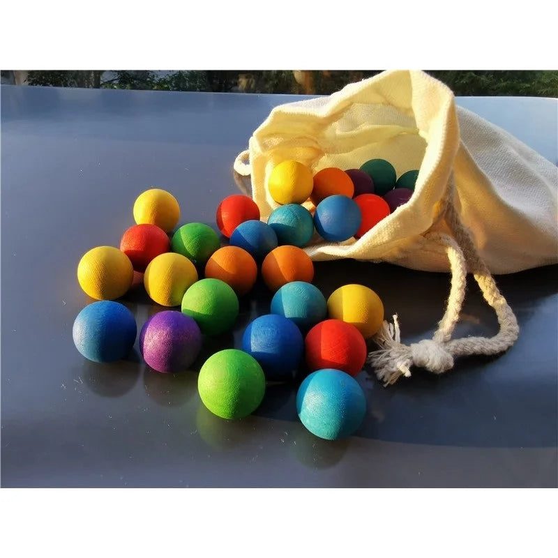 Rainbow Balls™ – Trækugler i regnbuens farver