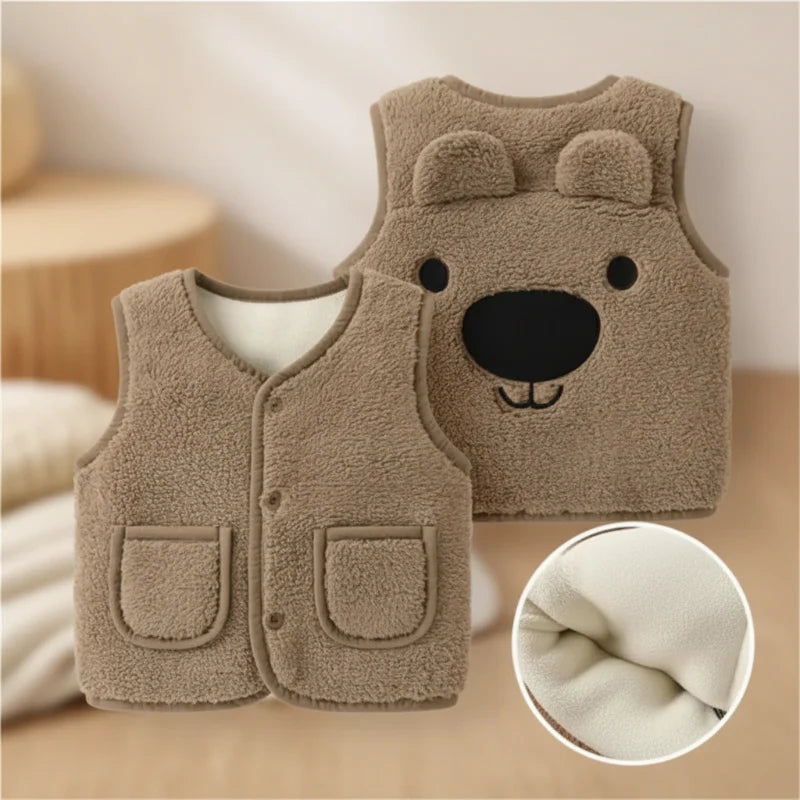 Baby Bear Fleece Vest – Varm og blød – Børnevest med bjørnemotiv