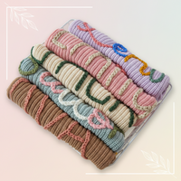 Thumbnail for TinyStitch – Personlig strikket navnetrøje til børn