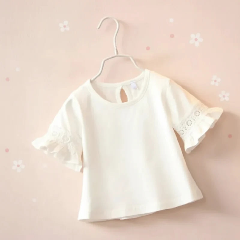 Girls Trumpet Sleeve Top – Elegant & komfort – Blonder på ærmerne
